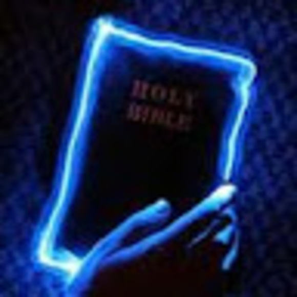 Meet your Posher, Emmanuel - Picture 1 of 1